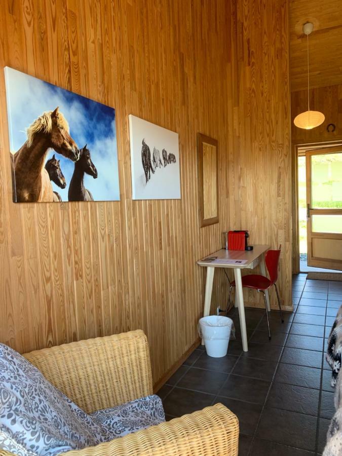 Midsitja Villa Varmahlíð Exteriör bild